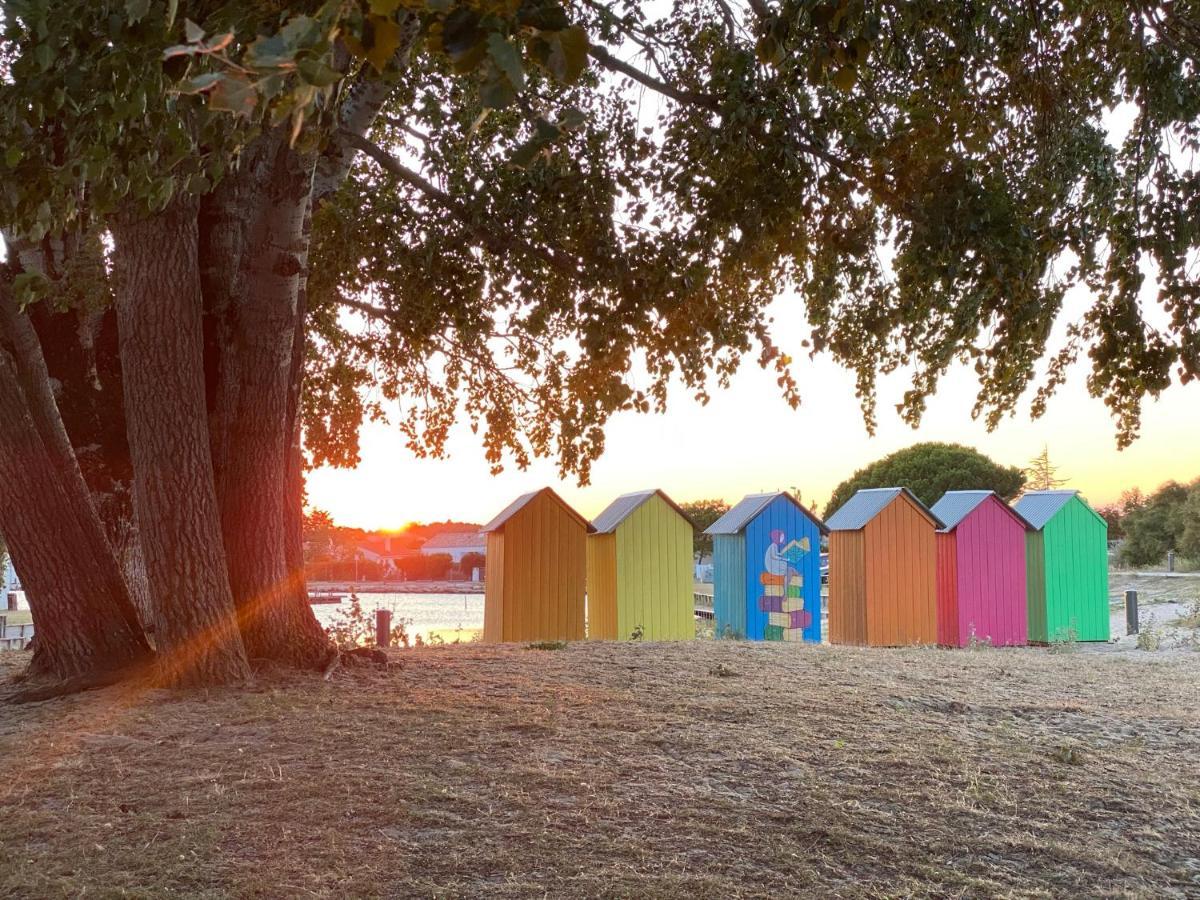 Les Amareyeurs - Ile D'Oleron - Maison Classee 3 Etoiles Avec Piscine - Clim - Velos Le Château-dʼOléron エクステリア 写真